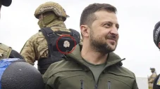Pengawal Zelensky Tampak...