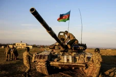 Bentrok dengan Armenia,...