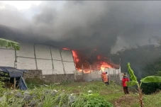 Sudah 20 Jam Lebih Kebakaran...