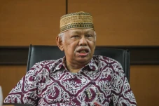 Profil Azyumardi Azra,...
