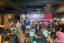 Dukung Aksi Mahasiswa,...
