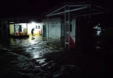 Curah Hujan Tinggi Akibatkan...