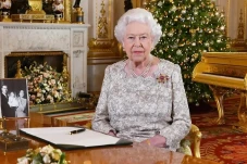 Ratu Elizabeth II Akan...