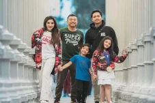4 Artis yang Punya Banyak...