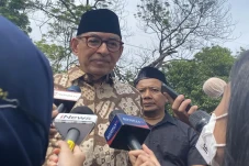 Alwi Shihab Kenang Perjalanan...