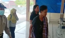 Ajakan Rujuk Ditolak,...