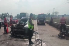 Asap Tebal Akibatkan...