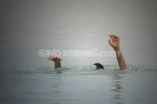 Perahu Terbalik saat...
