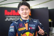 Yuki Tsunoda Perpanjang...