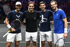 Tutup Karier, Roger...