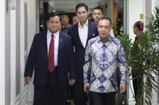 Keponakan Prabowo Ditunjuk...