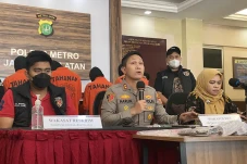 Jualan PSK Lewat MiChat...