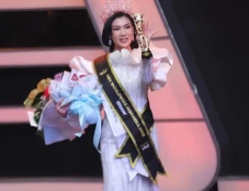 Profil Marlienna Suwito,...