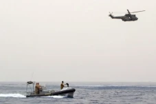 Kapal Pengangkut Migran...