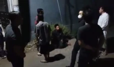 Nyamar Jadi Santri,...