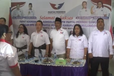 Bermodal 4 Kursi, Perindo...
