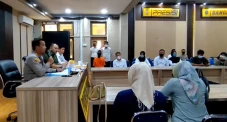 Oknum Polisi di Cirebon...