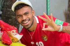 Yakob Sayuri Gantikan...
