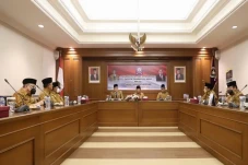 Dilantik Jadi Anggota...