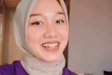 Raih Skor Terendah,...