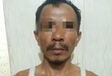 Asyik Tunggu Pembeli,...