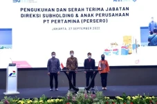 Pergantian dan Formasi...