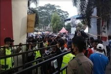 Jelang Arema FC vs Persebaya,...
