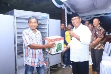 Bupati Edi Langkara...