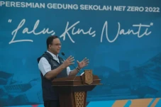 Bangun Sekolah Perdana...