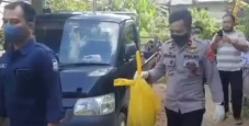 Malu Hamil di Luar Nikah,...