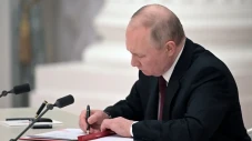 Teken 2 Dekrit, Putin...