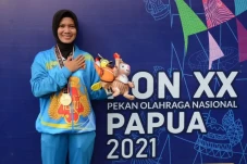 3 Polwan Penerjun Payung...