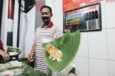 6 Kuliner Legendaris...