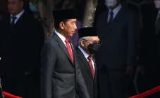 Jokowi: Hentikan Liga...
