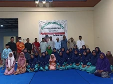 Warga Magetan Gelar...