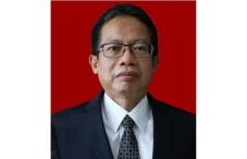 Membangun Sistem Transaksi...