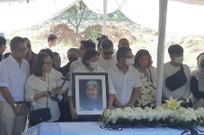 Prosesi Pemakaman Ibunda...
