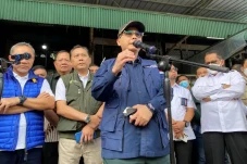 Produksi Beras Cukup...
