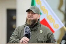 Pemimpin Chechnya Kirim...