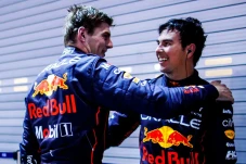 Max Verstappen Ditunggu...
