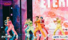 Gabungkan K-Pop dengan...