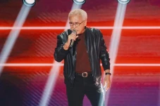 Iwan Fals Rilis Lagu...