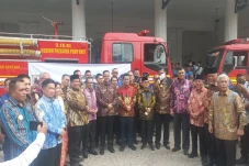 Anies Hibahkan 15 Mobil...