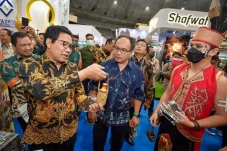 Kembangkan Desa Cerdas,...