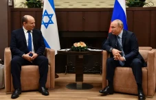 Mengapa Israel Dibiarkan...