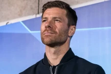 Resmi, Xabi Alonso Pelatih...