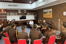 Kunjungi Batam, Jaksa...