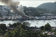 Perkampungan Nelayan...