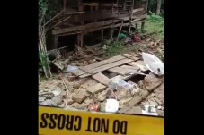 Horor! 5 Orang Sekeluarga...