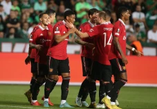 Hasil dan Klasemen Liga...